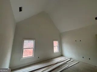 5585 Yorkshire Ct — photo 10 of 22