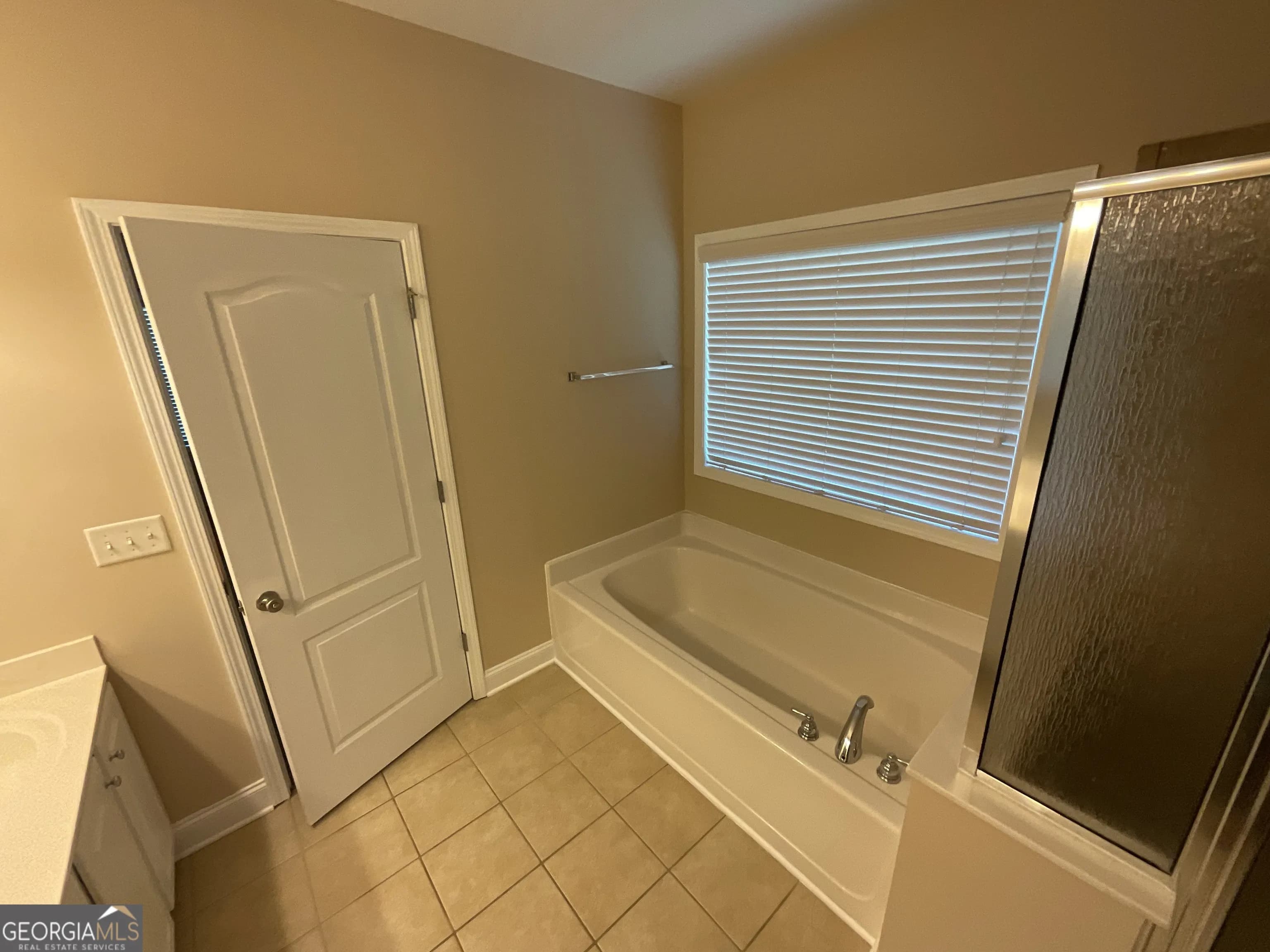 8690 Copperridge Dr — photo 15 of 45