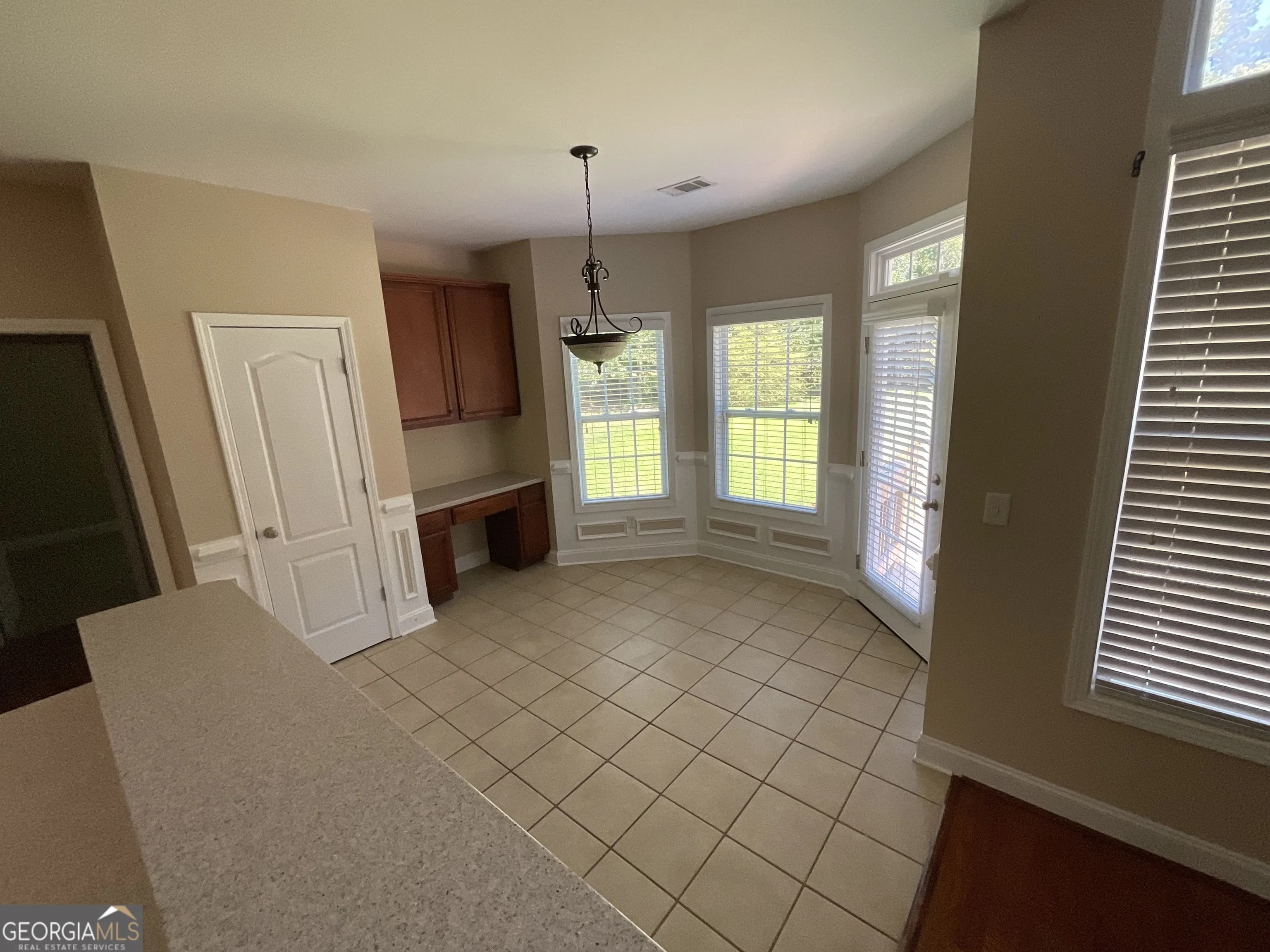 8690 Copperridge Dr — photo 6 of 45
