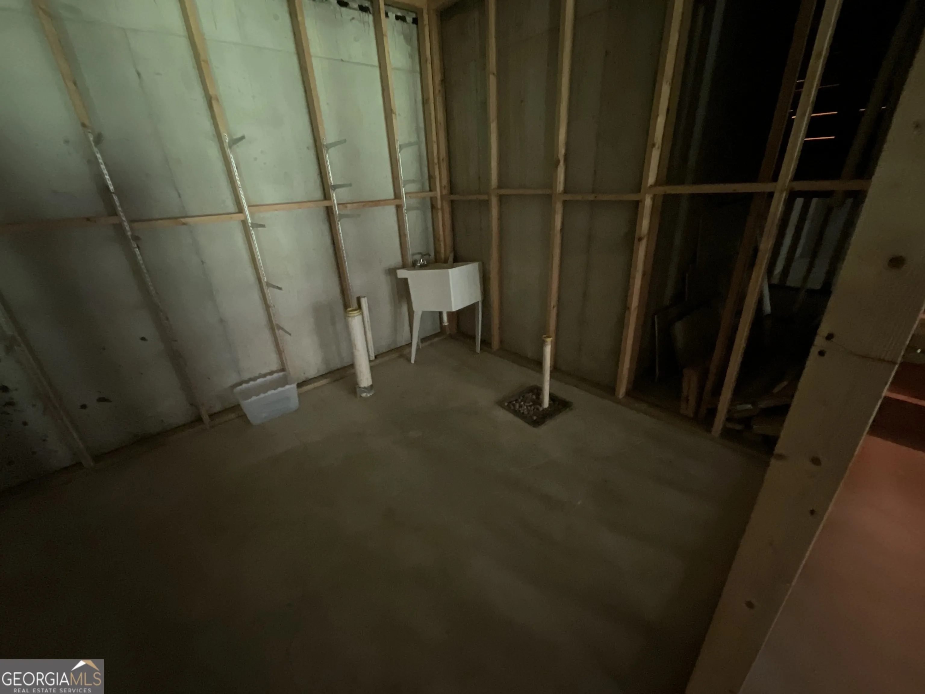 8690 Copperridge Dr — photo 36 of 45
