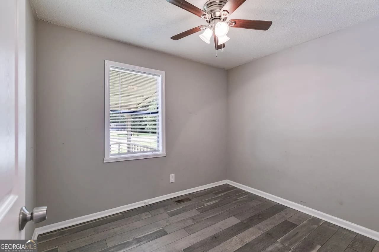 2961 W Hwy 166 — photo 3 of 25