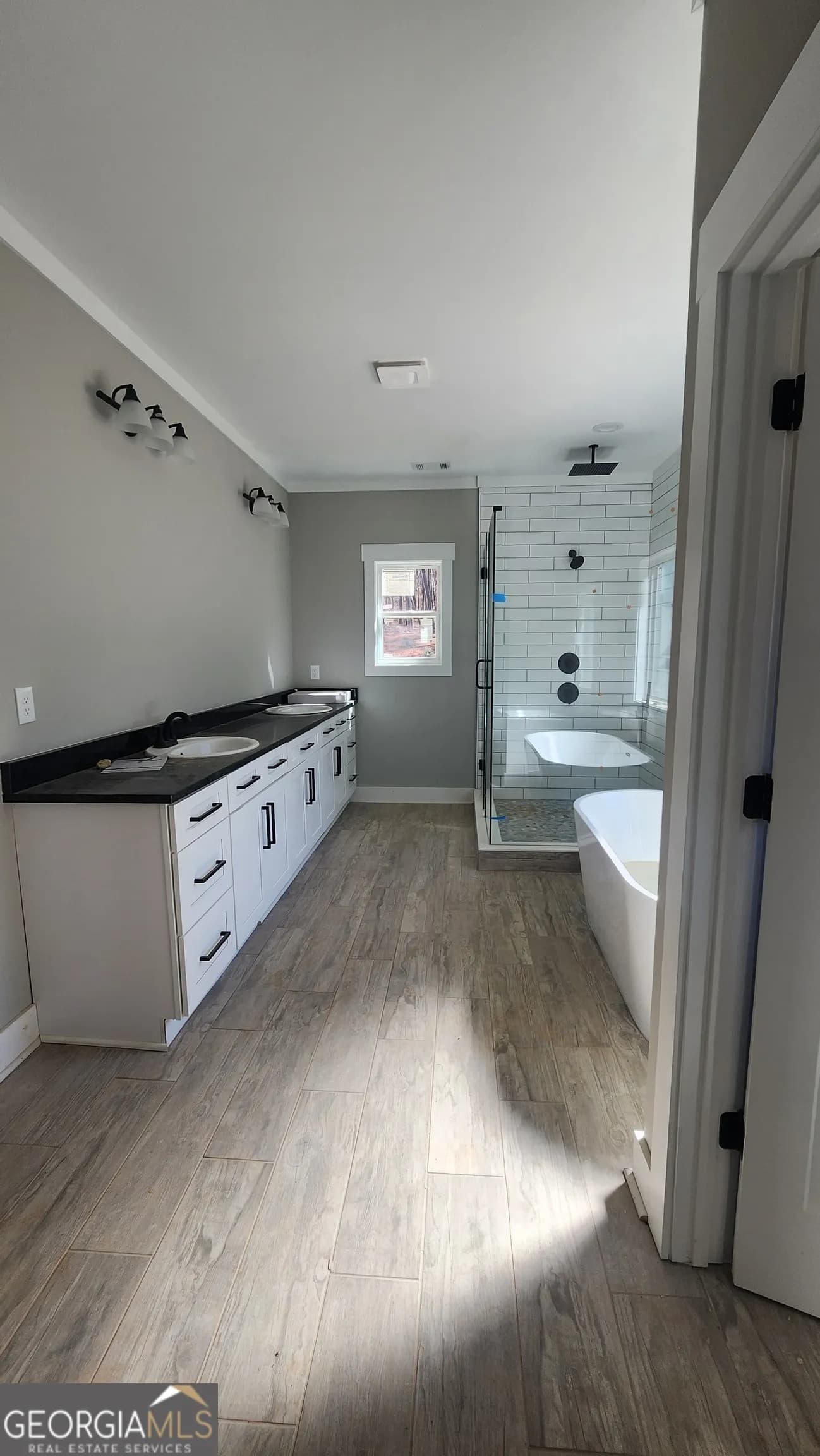 10041 Lakeview Pkwy — photo 35 of 48