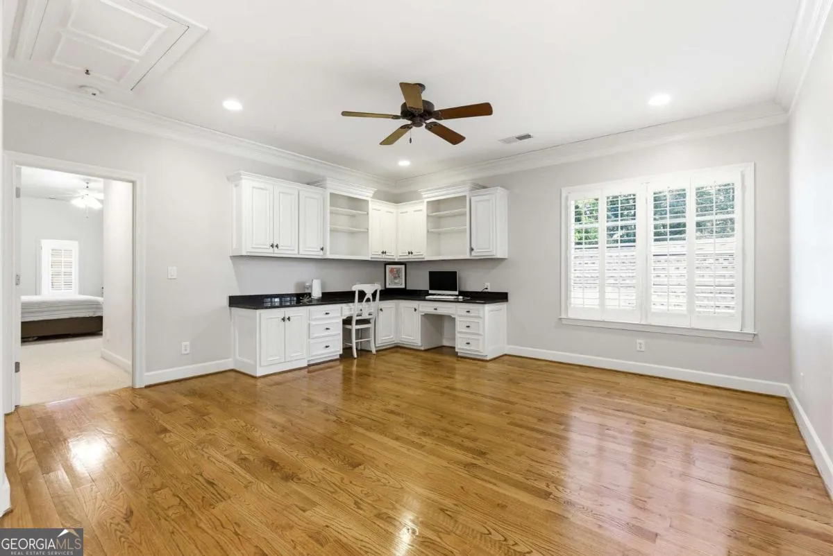 6335 Howell Cobb Ct — photo 15 of 47