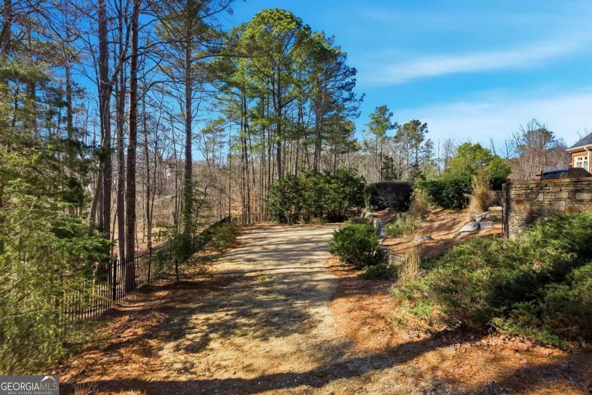 6335 Howell Cobb Ct — photo 39 of 47