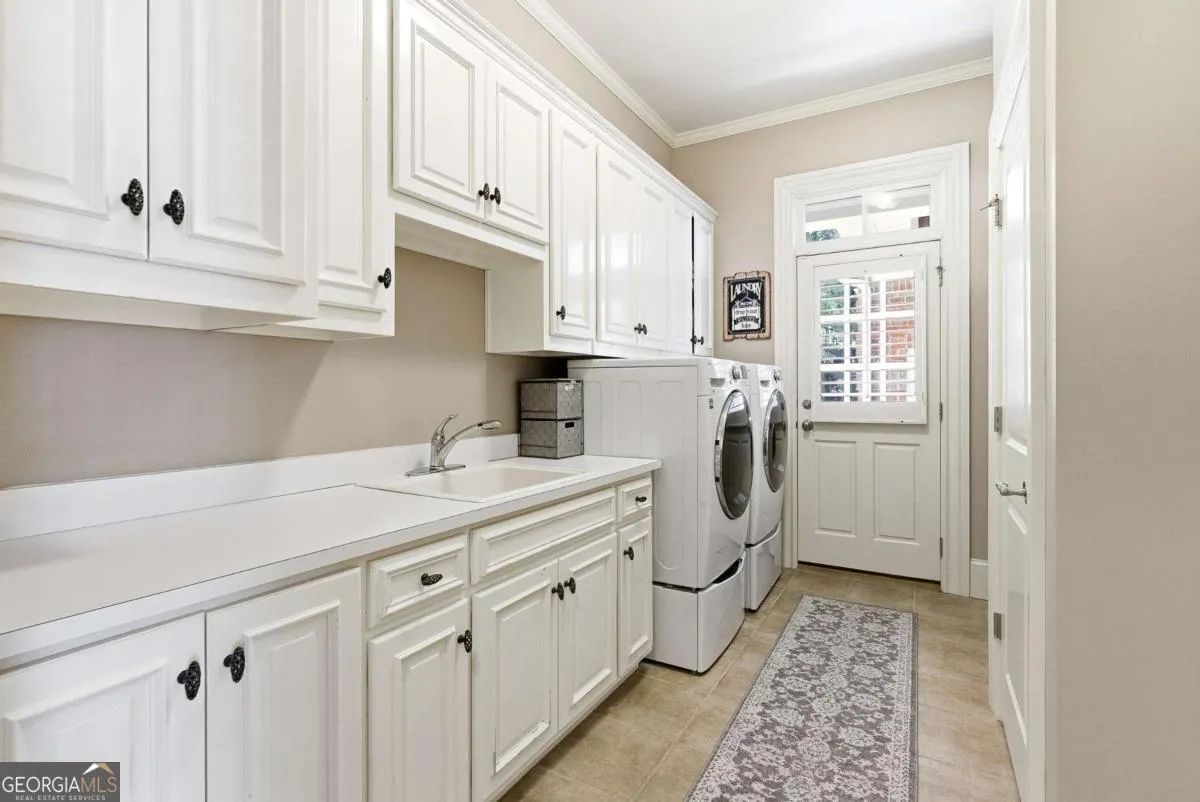 6335 Howell Cobb Ct — photo 23 of 47