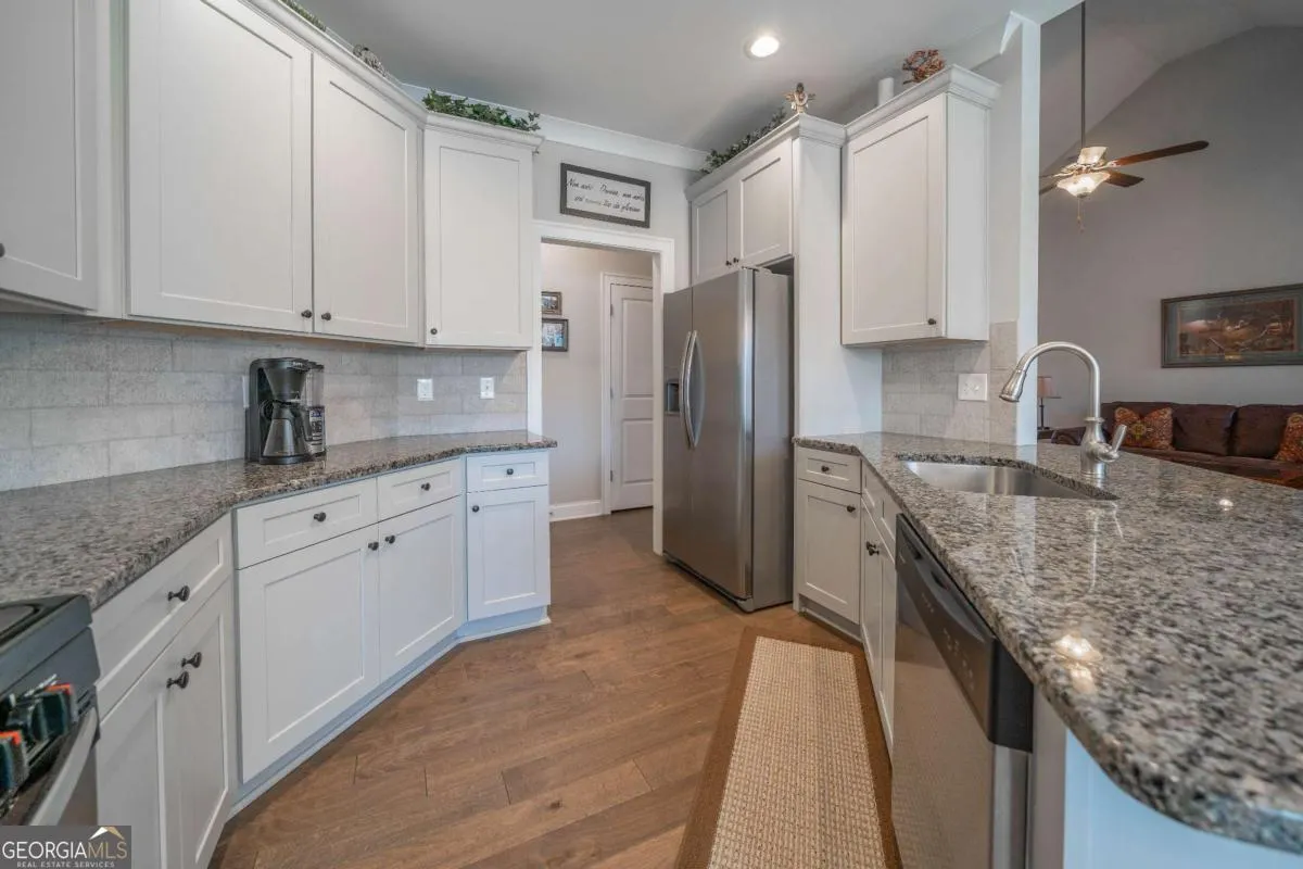 248 Azalea Lakes Dr — photo 4 of 41