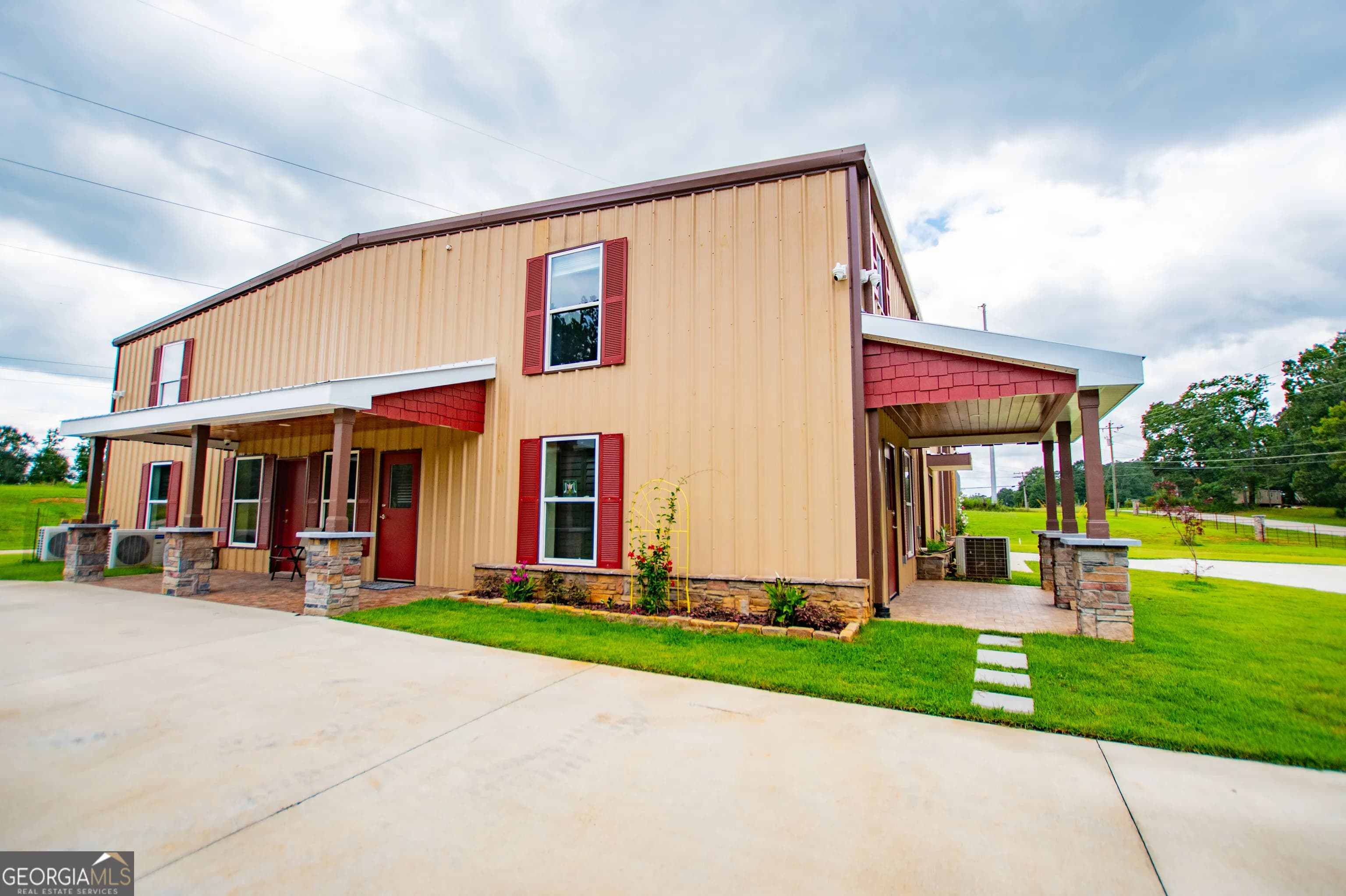 2070 Lovvorn Rd, Carrollton