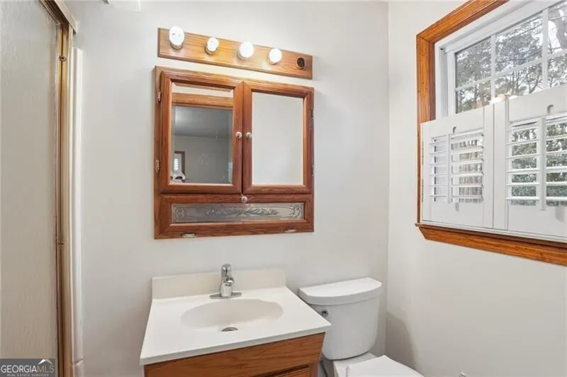 277 Oak St — photo 18 of 35