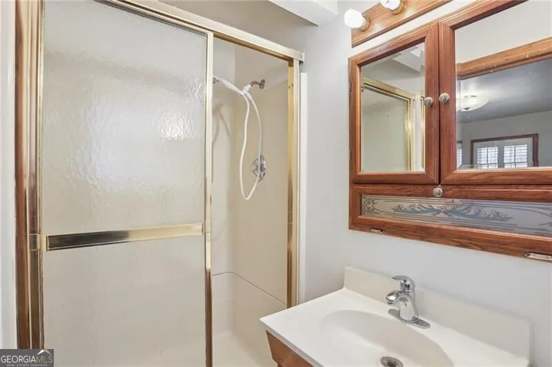 277 Oak St — photo 19 of 35