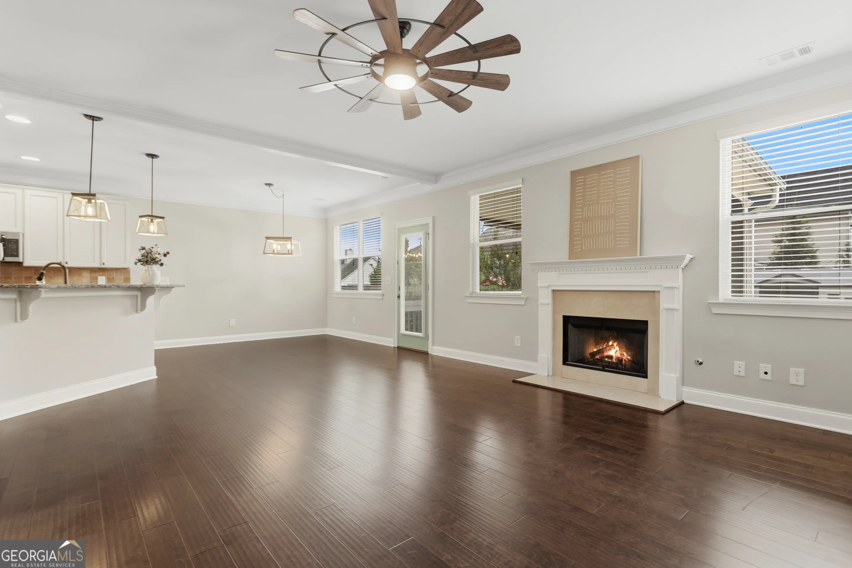 44 Ashbury Cir — photo 4 of 54