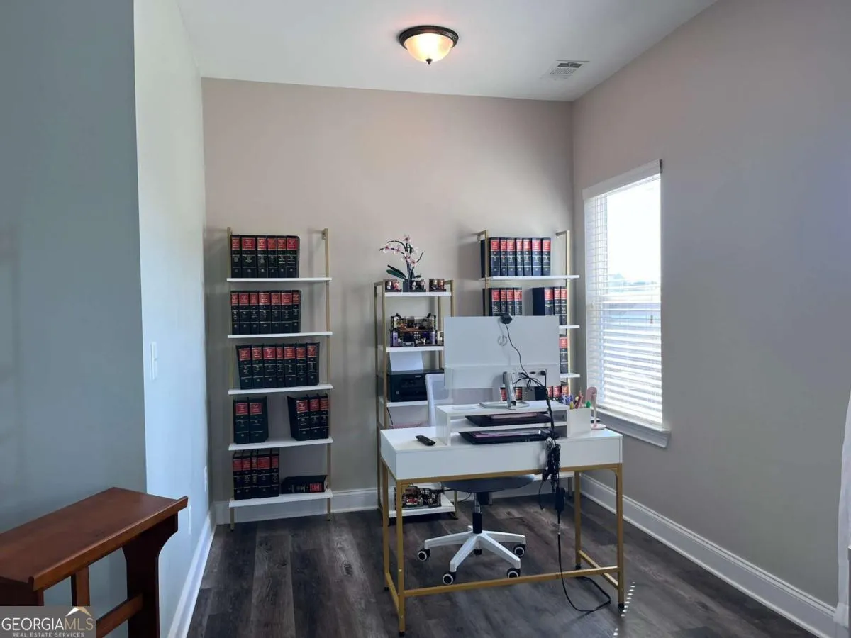 44 Ashbury Cir — photo 19 of 54