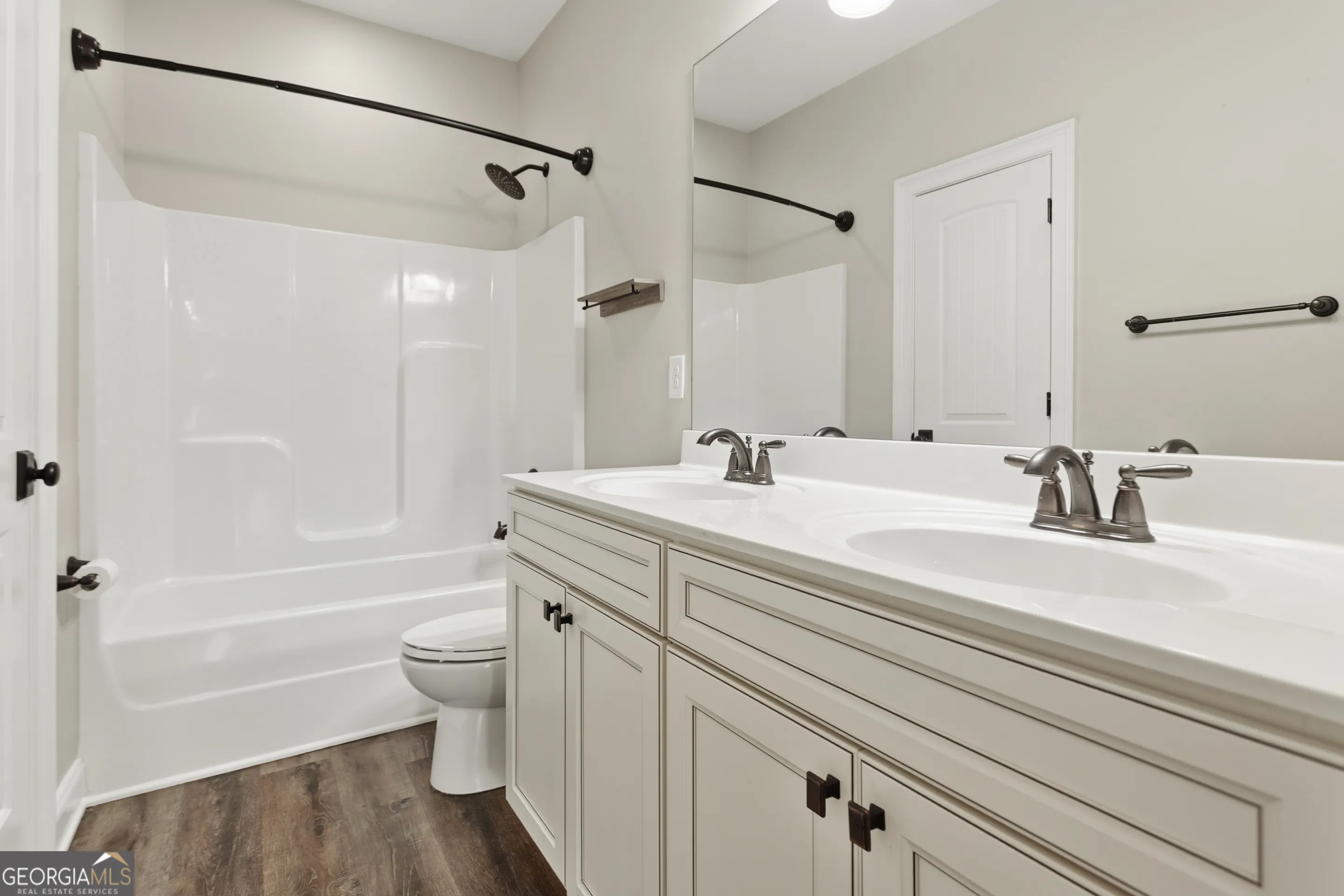 44 Ashbury Cir — photo 29 of 54