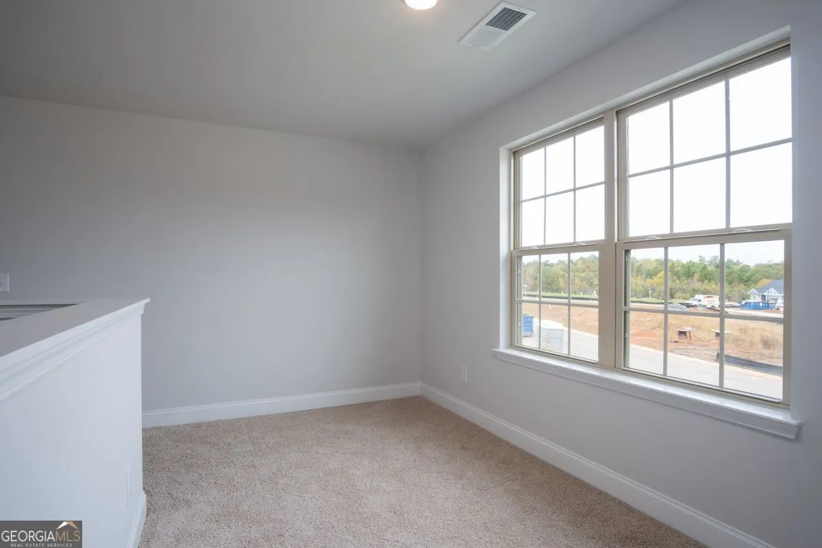 5005 Fairview Cir — photo 12 of 26