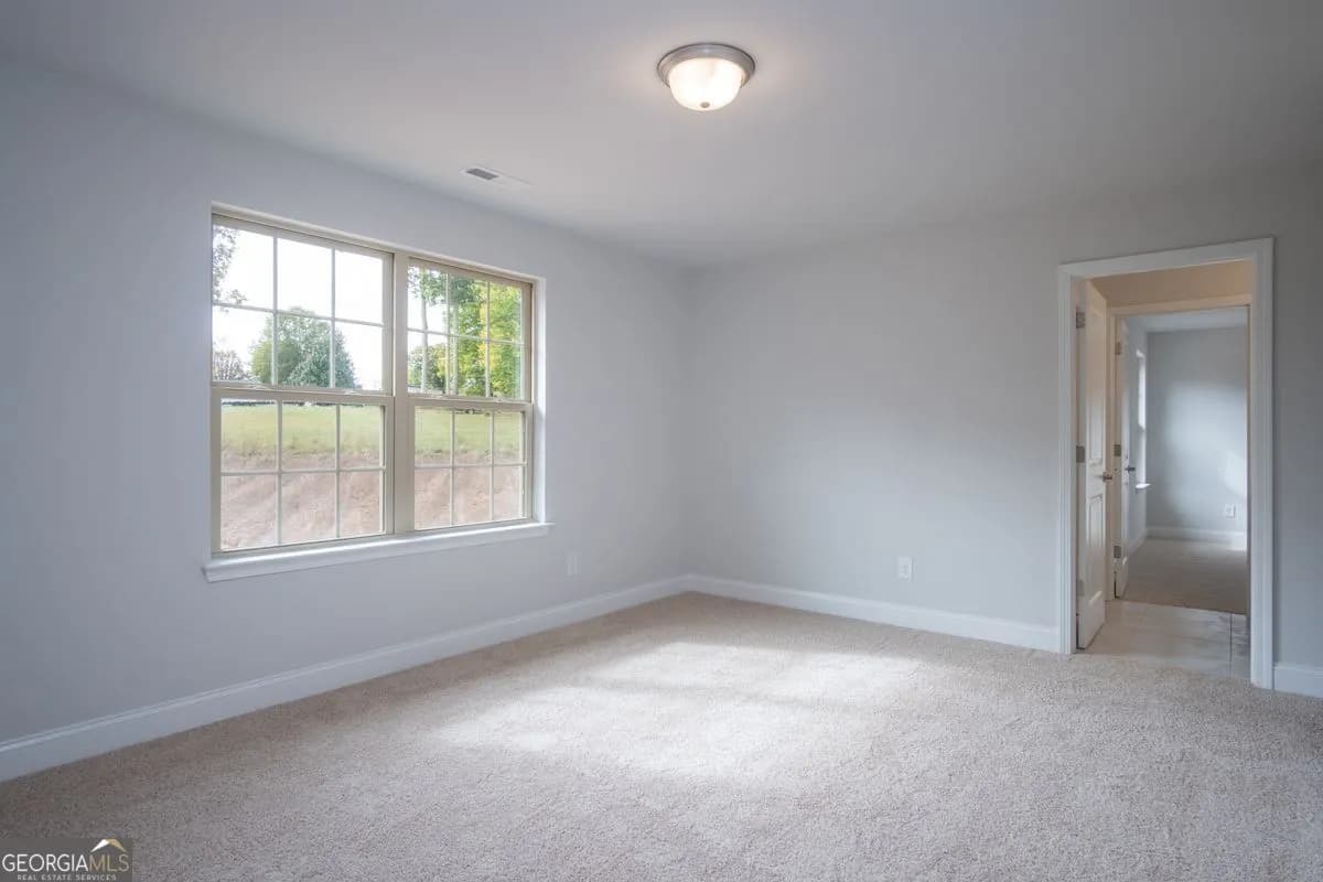 5005 Fairview Cir — photo 9 of 26
