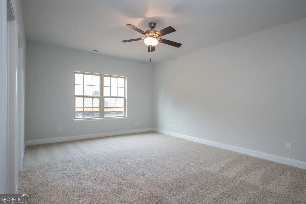 5005 Fairview Cir — photo 5 of 26
