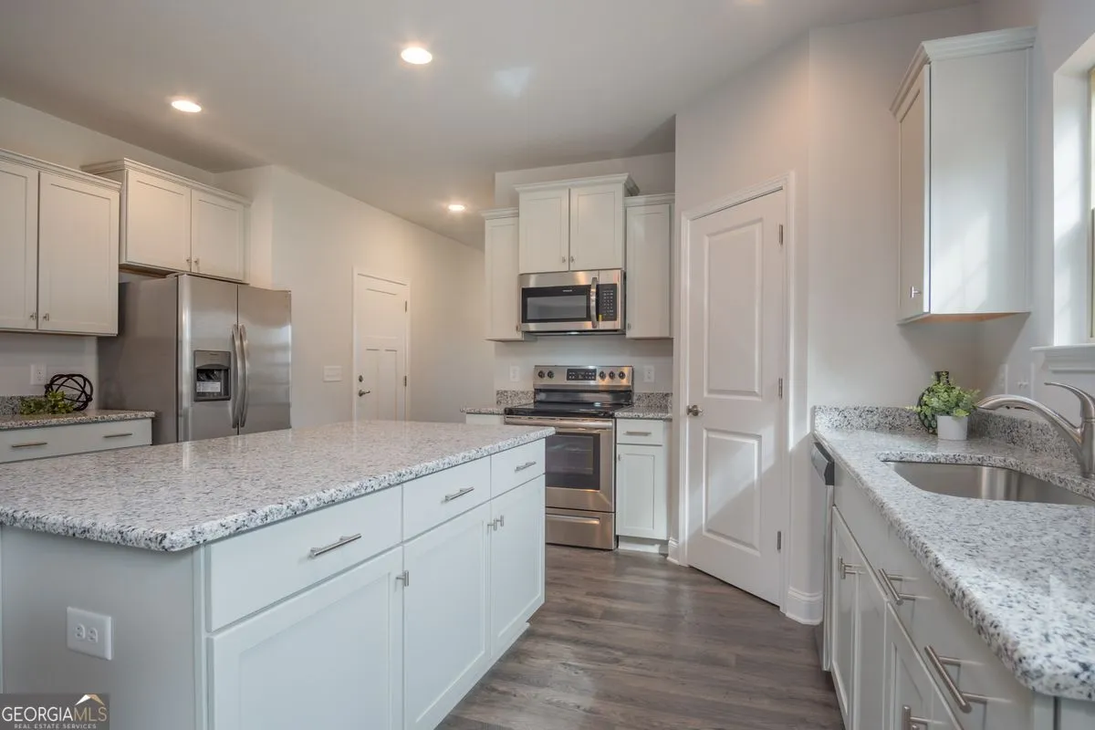 5005 Fairview Cir — photo 24 of 26