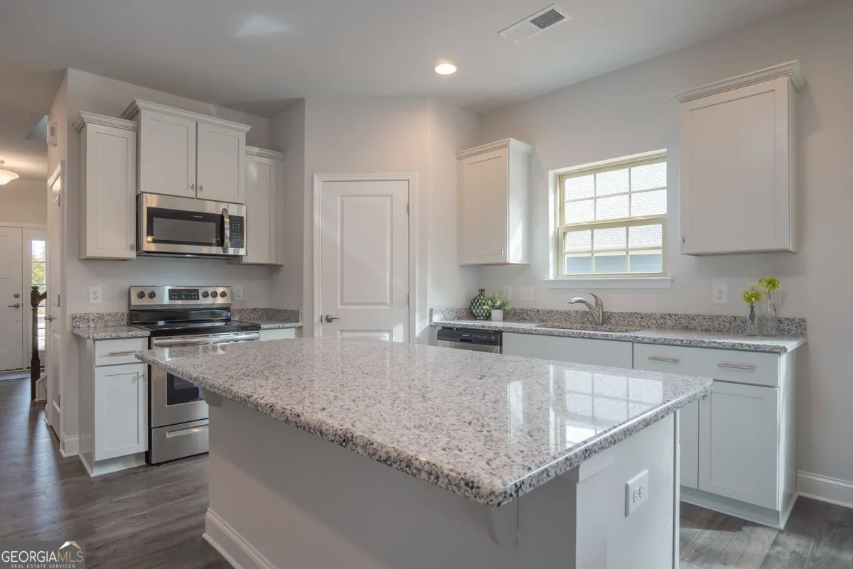 5005 Fairview Cir — photo 23 of 26