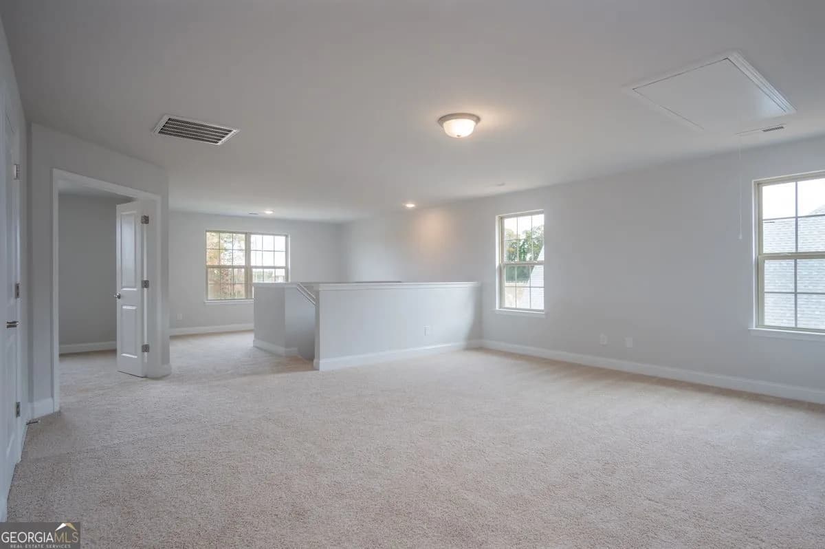 5005 Fairview Cir — photo 14 of 26