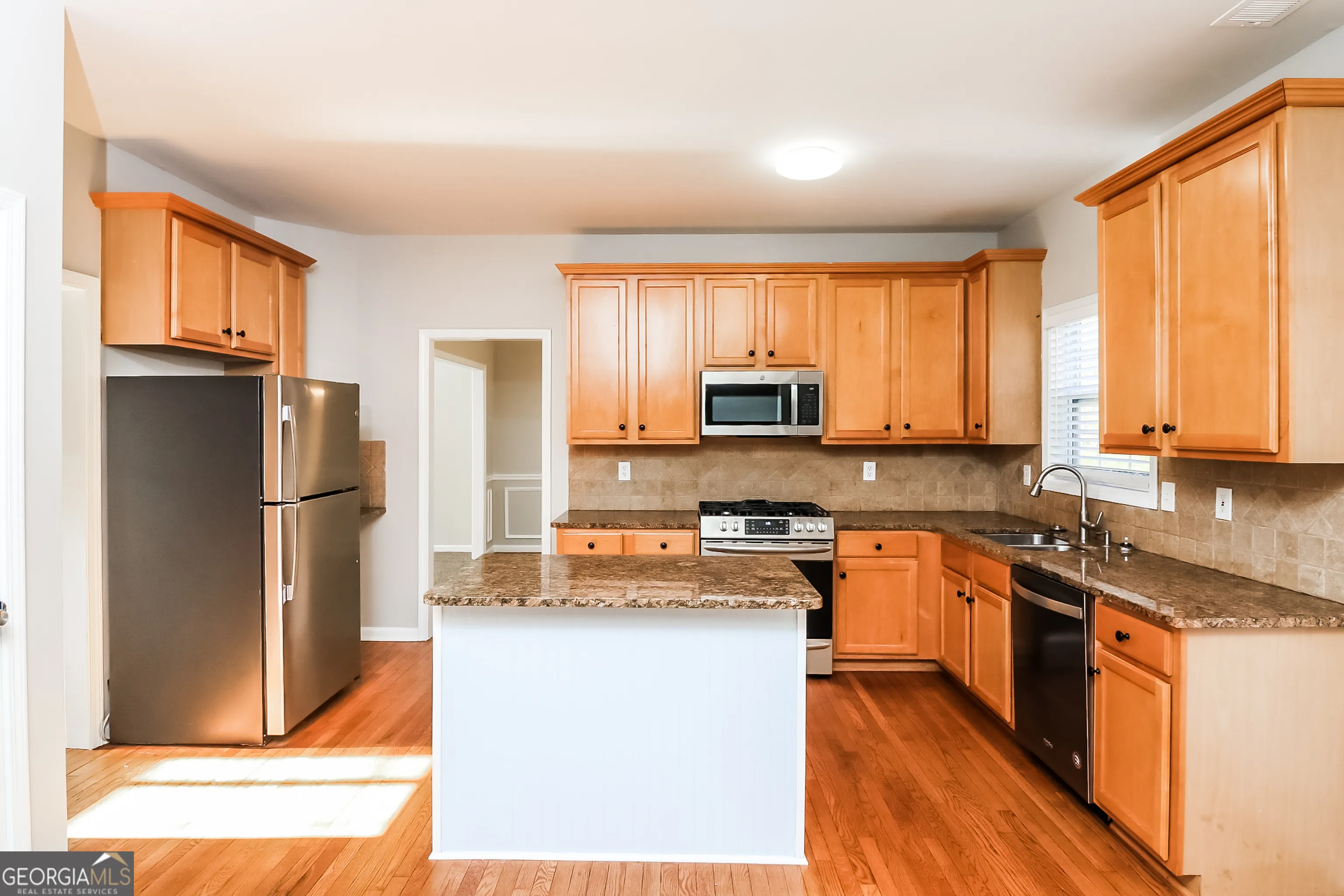 434 Hunt Creek Dr — photo 5 of 9