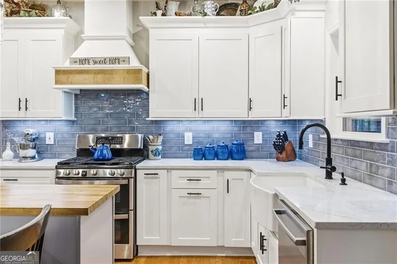 1122 Flagstone Way — photo 9 of 49