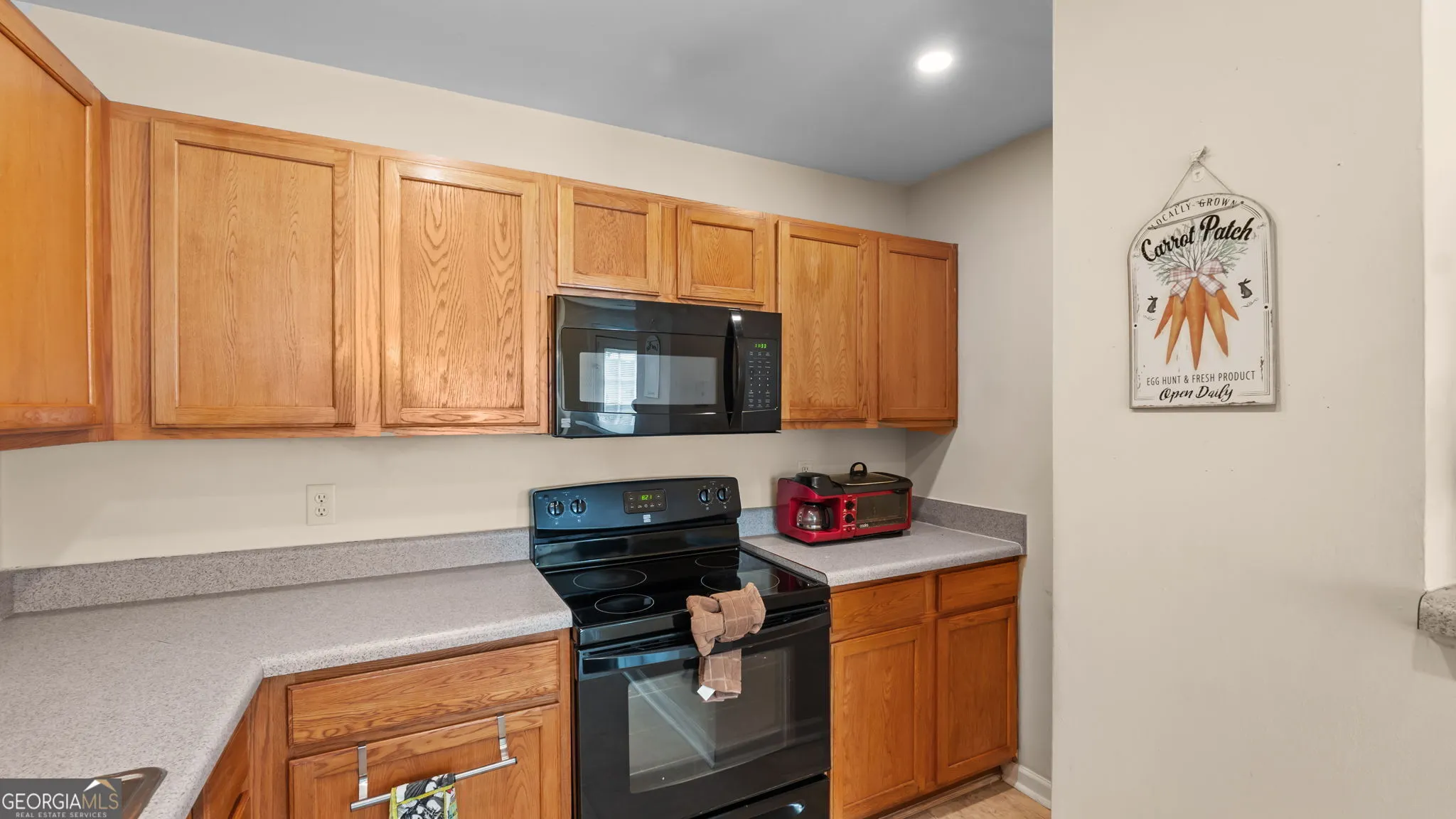 7712 Autry Cir — photo 3 of 32