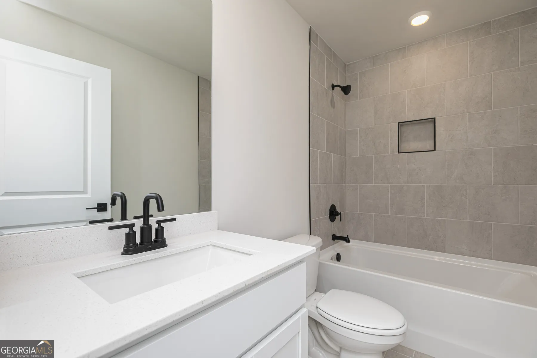 422 Cantrell Dr — photo 11 of 12