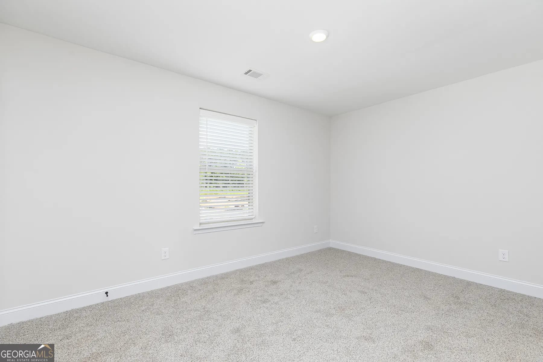 422 Cantrell Dr — photo 10 of 12