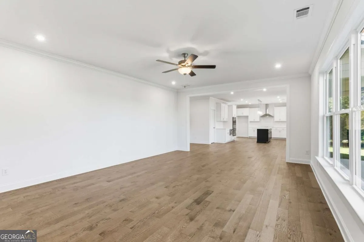 7762 Capps Ridge Ln — photo 12 of 45