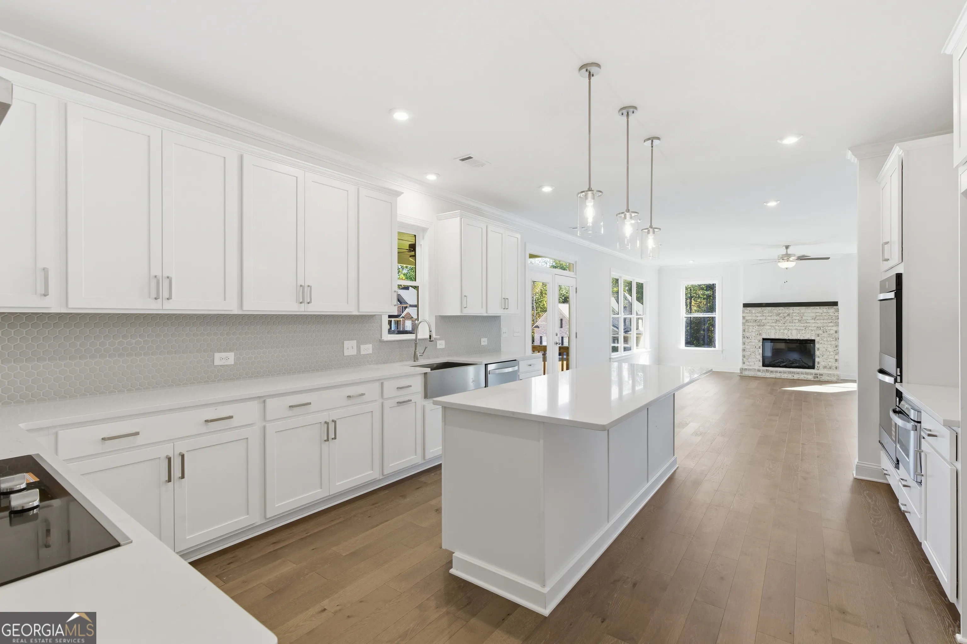 7782 Capps Ridge Ln — photo 16 of 48