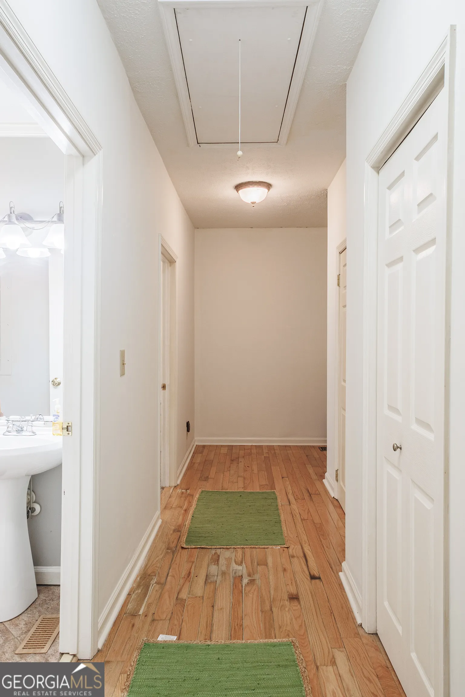 3970 Pine Hill Dr — photo 10 of 28