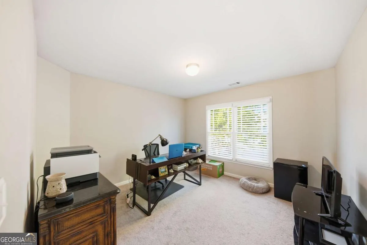 1719 Cromwell Ln — photo 28 of 56