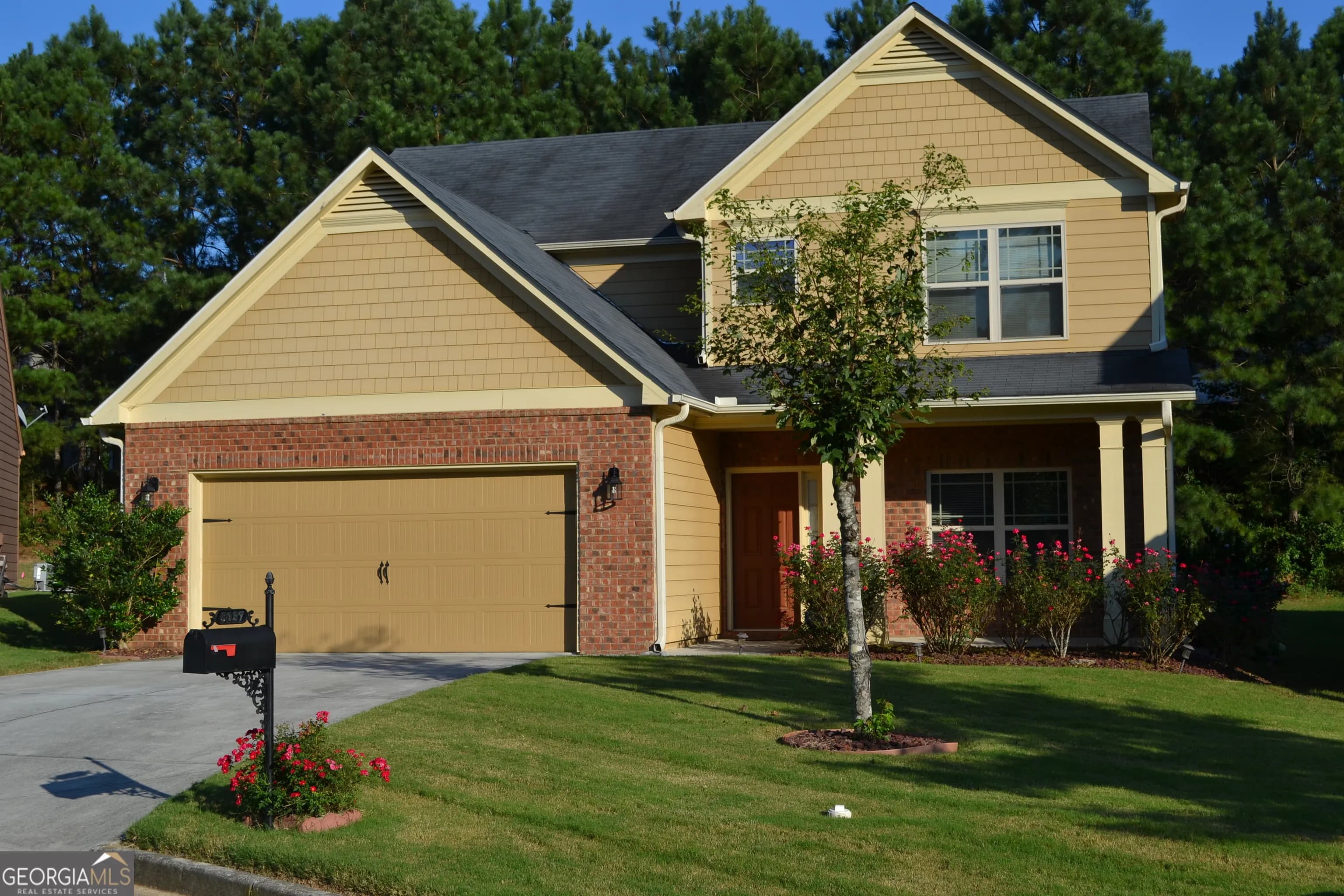 5037 Saphire Ct, Douglasville