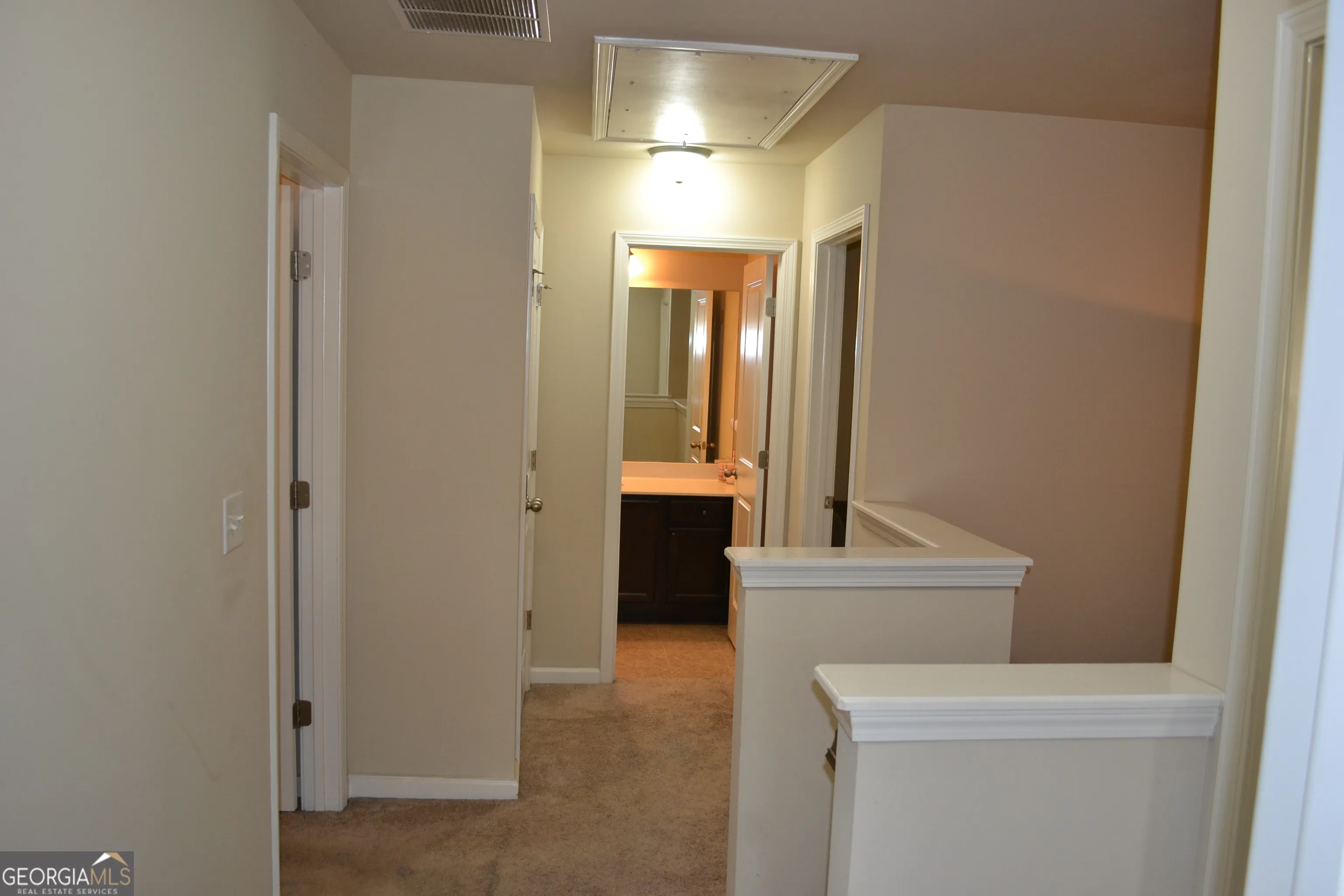 5037 Saphire Ct — photo 8 of 22