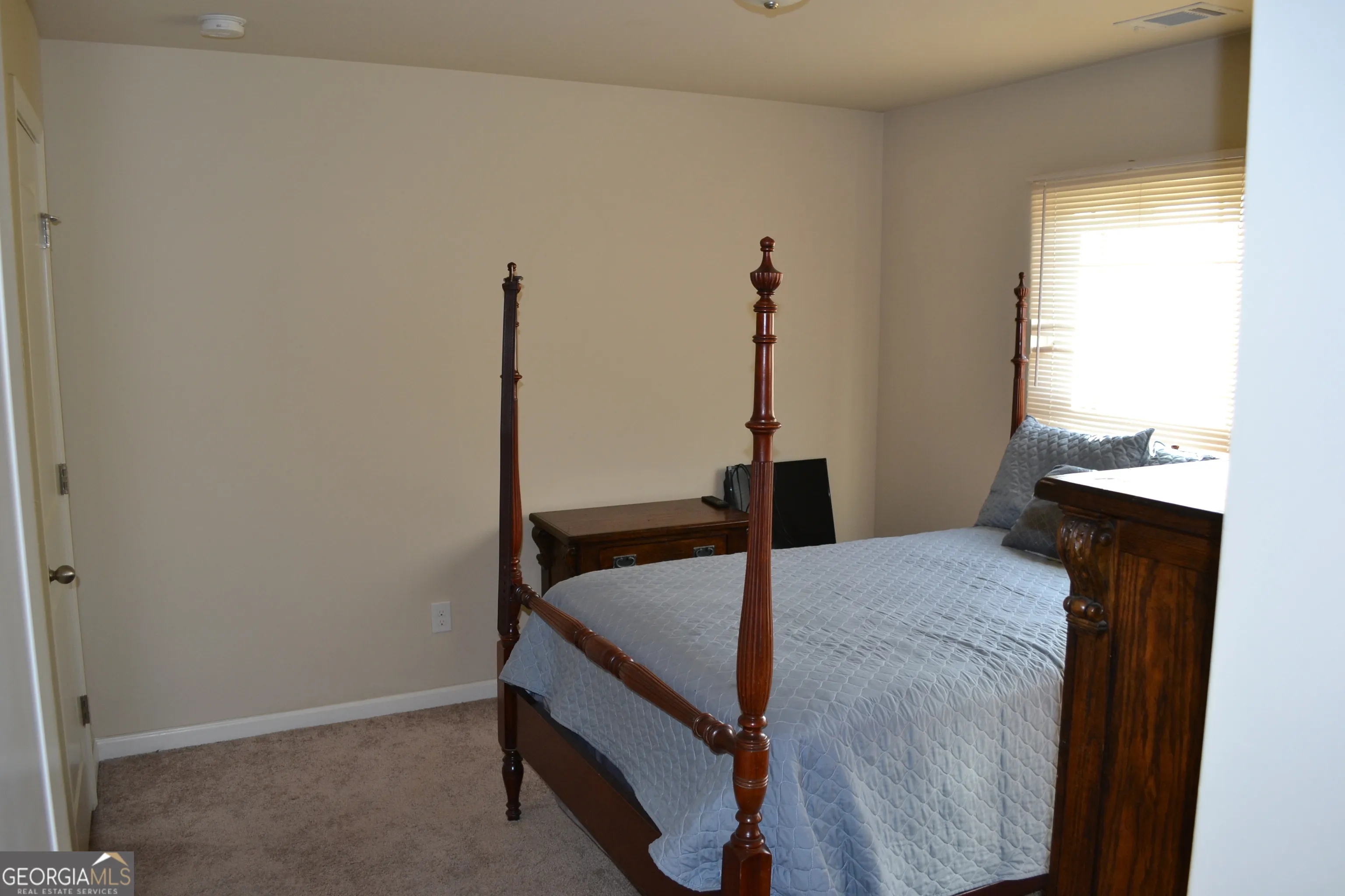 5037 Saphire Ct — photo 5 of 22