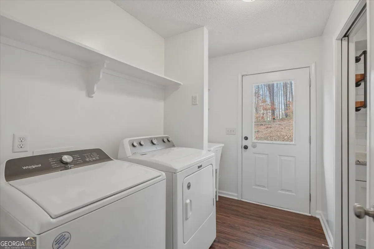 412 Oak Hills Dr — photo 22 of 52
