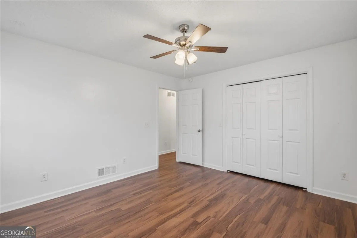412 Oak Hills Dr — photo 38 of 52