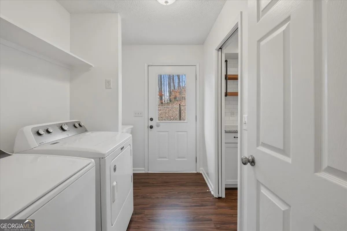 412 Oak Hills Dr — photo 21 of 52