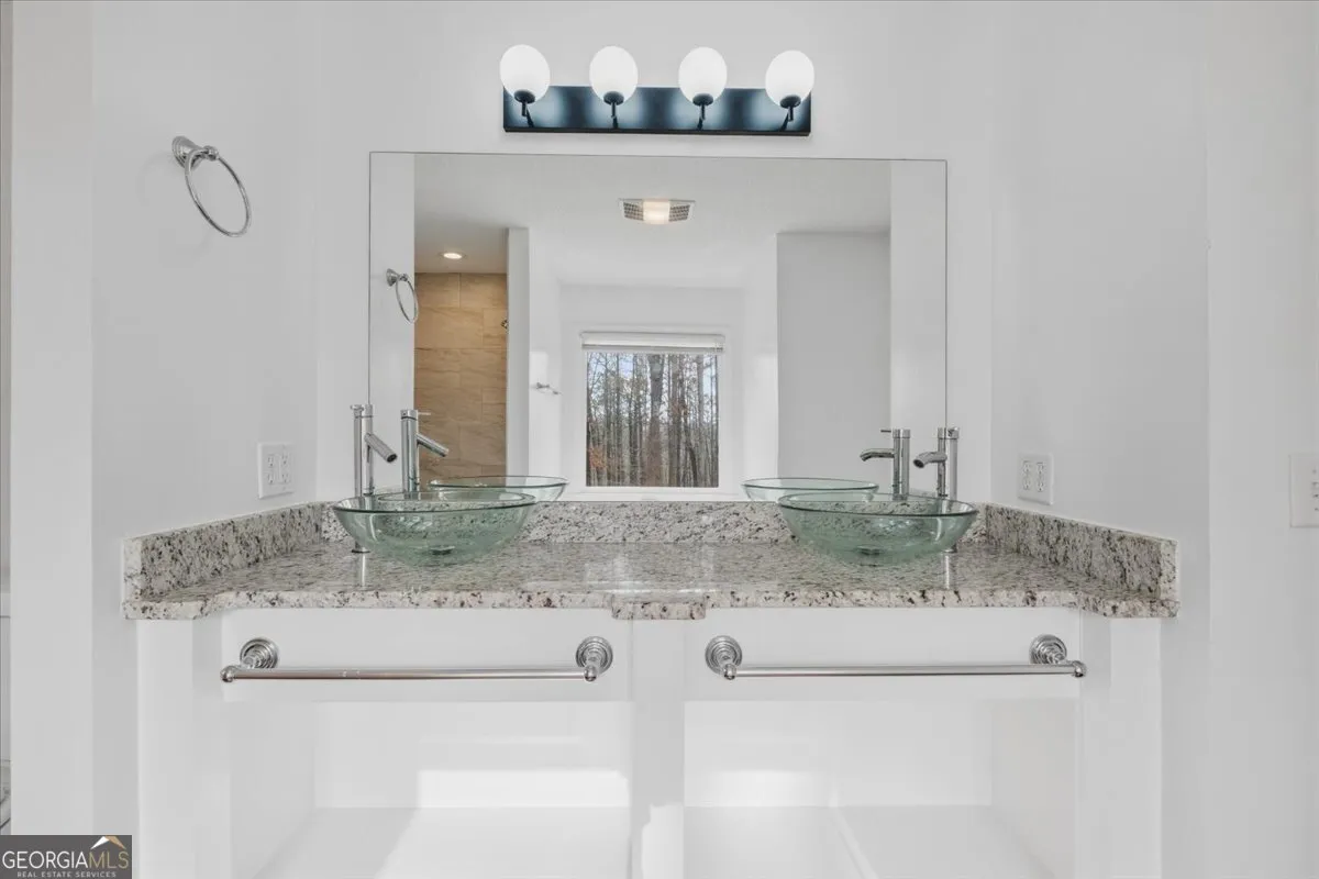412 Oak Hills Dr — photo 32 of 52