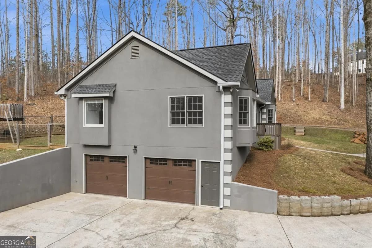 412 Oak Hills Dr — photo 3 of 52