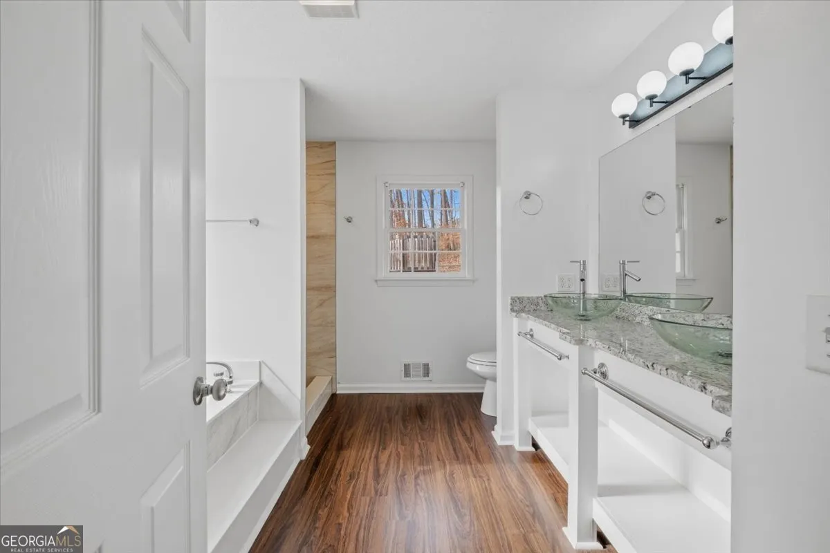 412 Oak Hills Dr — photo 30 of 52