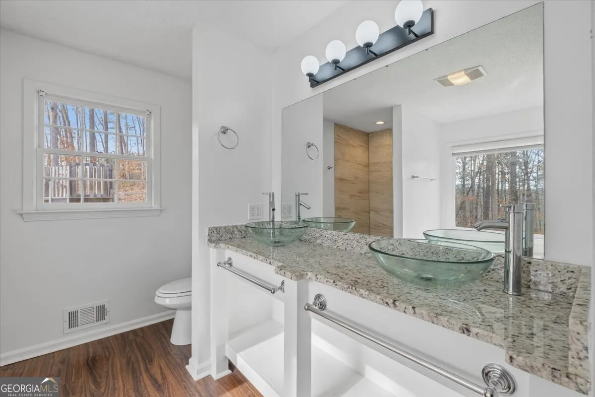 412 Oak Hills Dr — photo 31 of 52