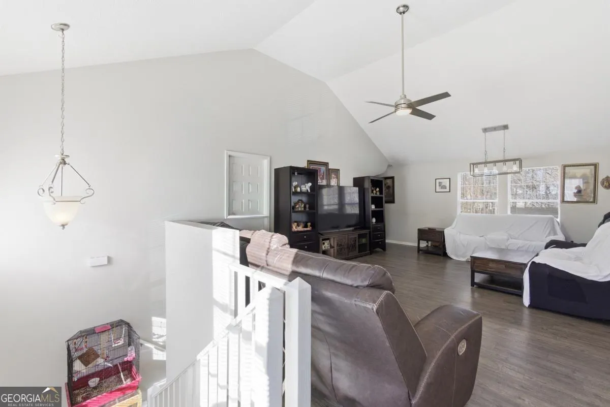 7347 Bramble Oak Dr — photo 11 of 34