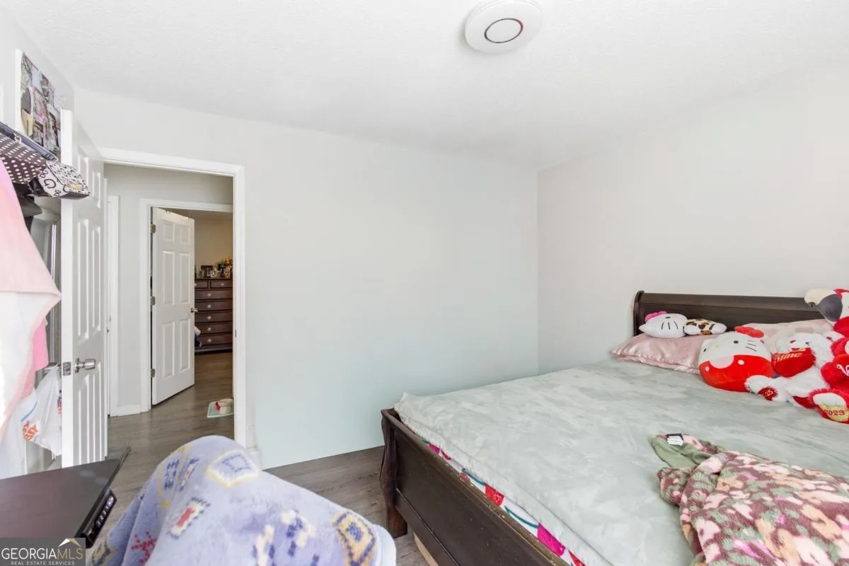 7347 Bramble Oak Dr — photo 9 of 34