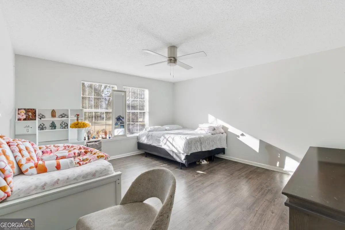 7347 Bramble Oak Dr — photo 12 of 34