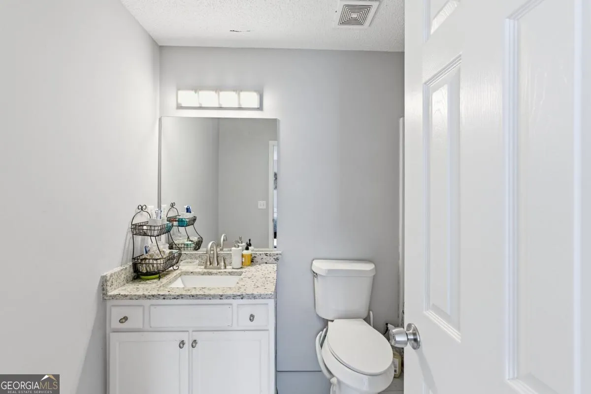 7347 Bramble Oak Dr — photo 15 of 34