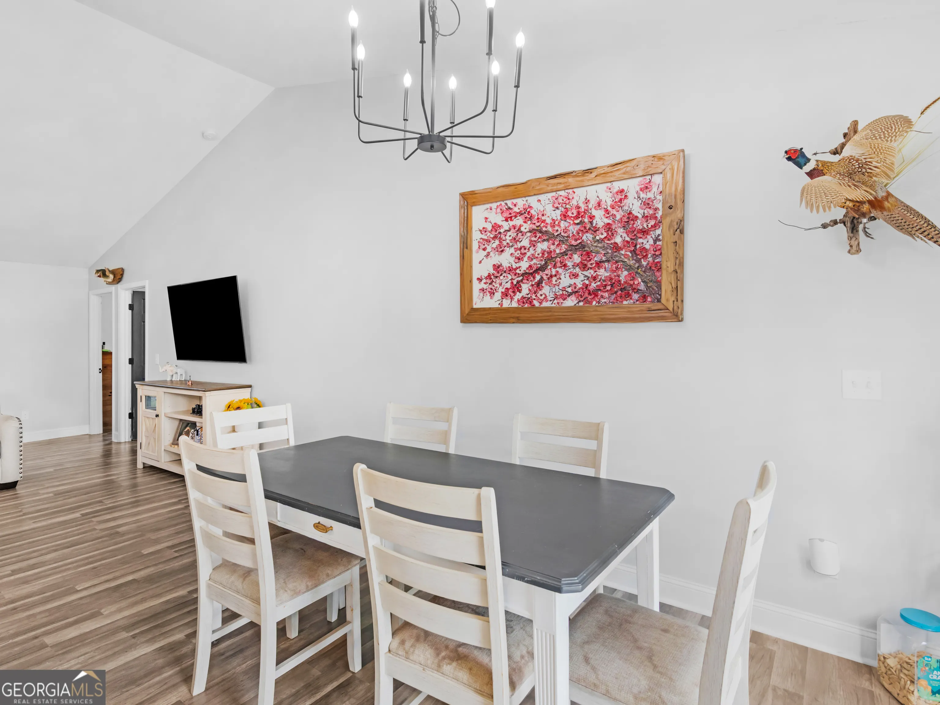 215 Almon Ave — photo 39 of 44
