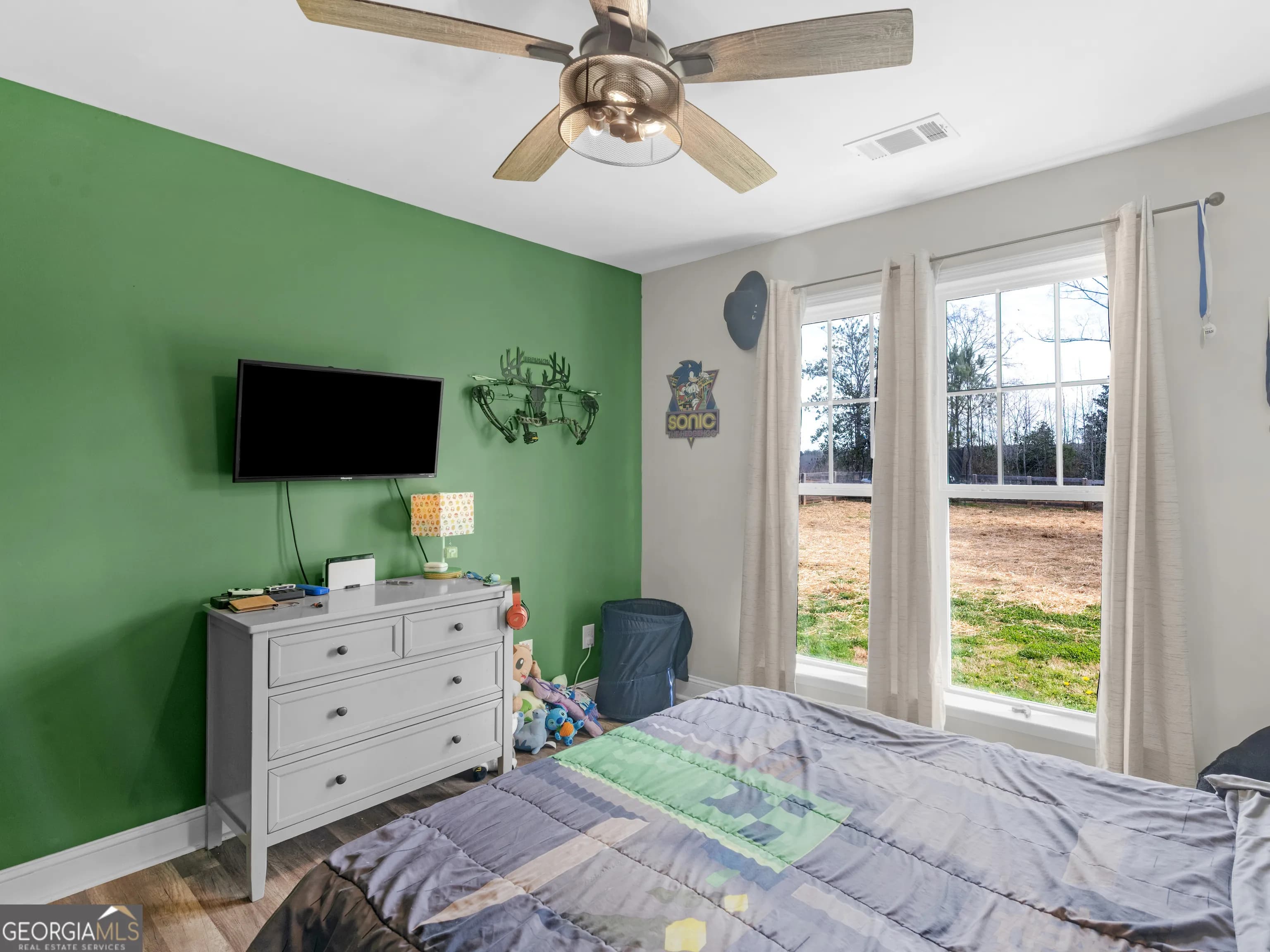 215 Almon Ave — photo 10 of 44