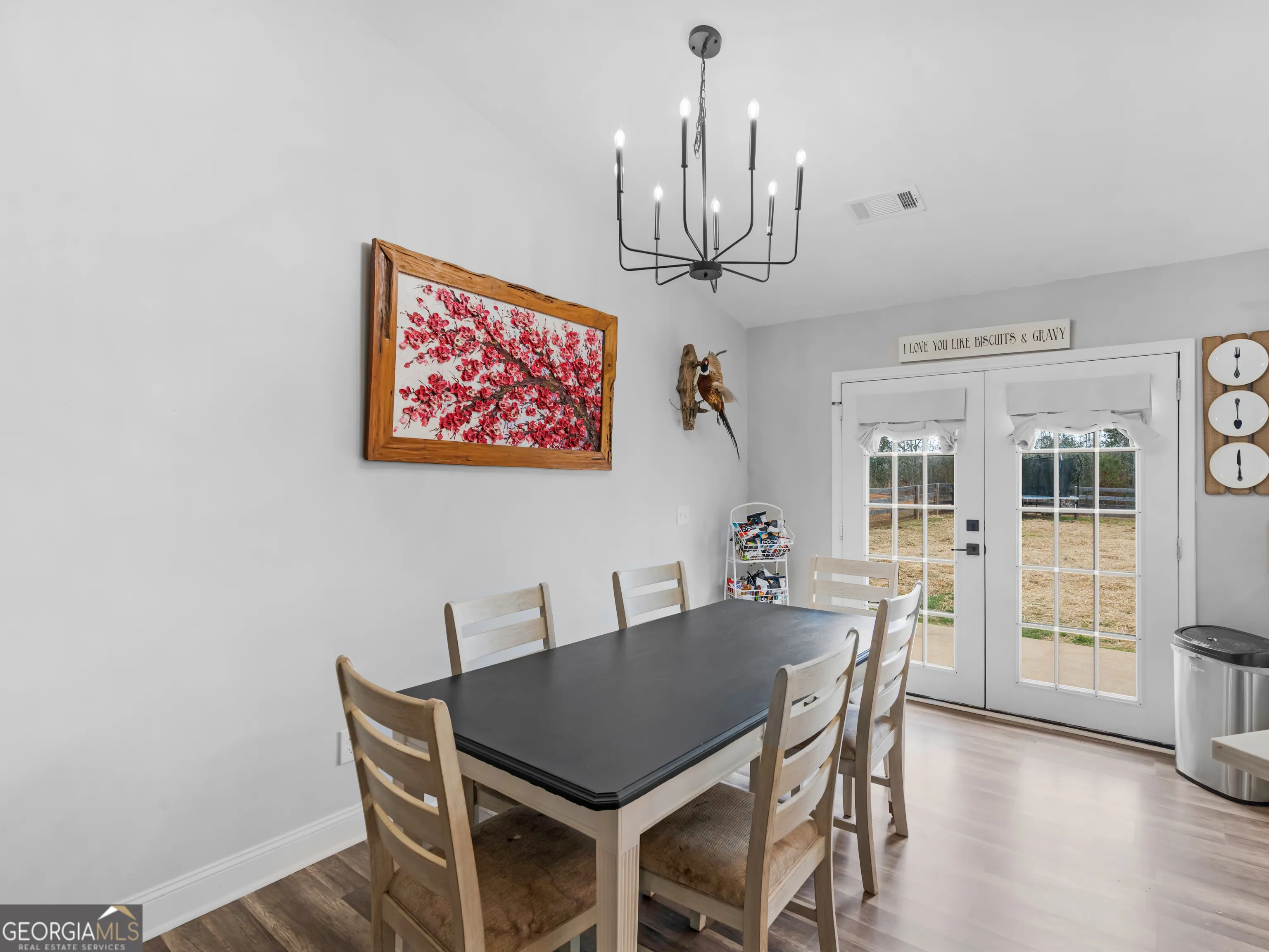 215 Almon Ave — photo 38 of 44