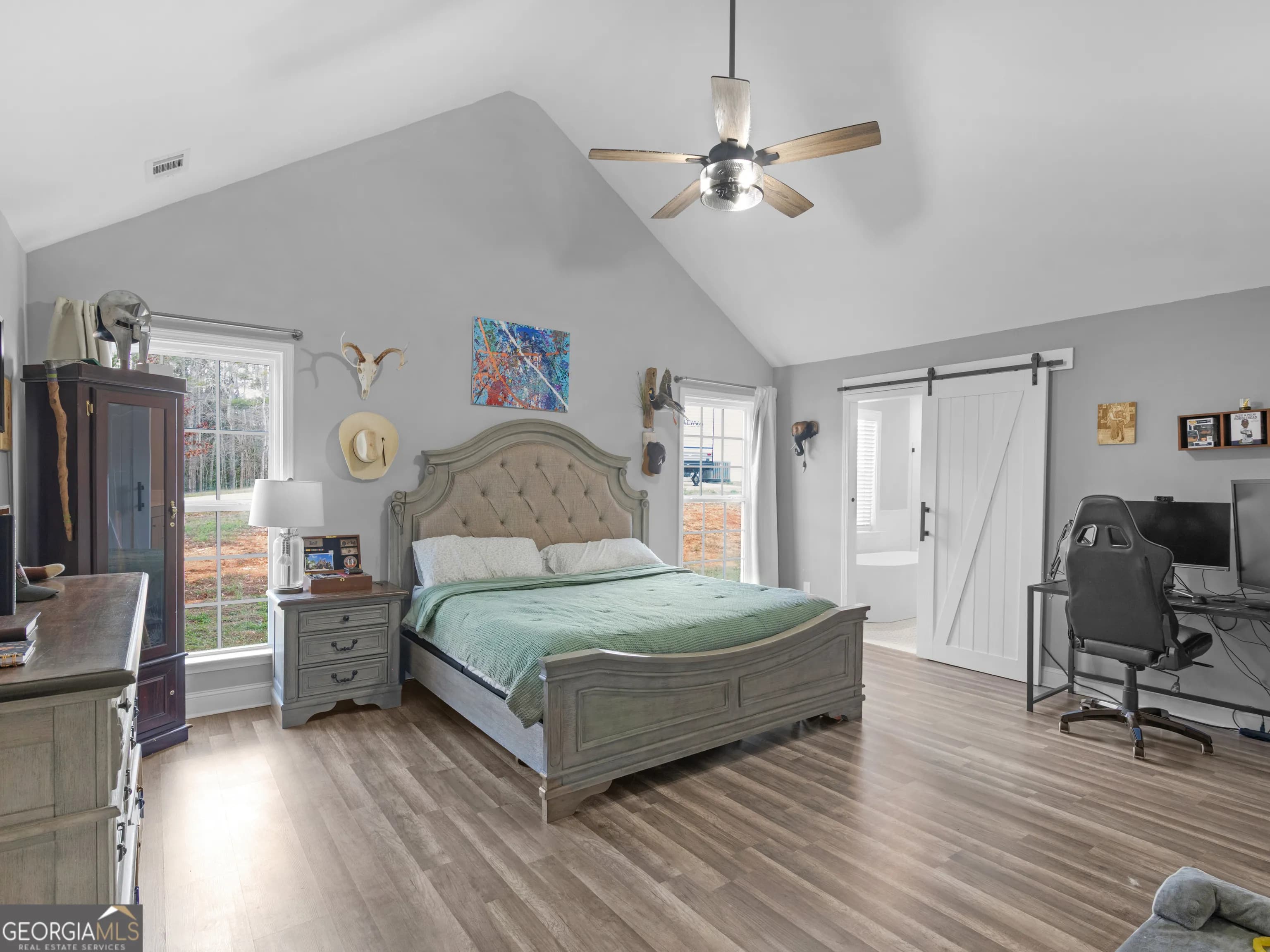 215 Almon Ave — photo 17 of 44