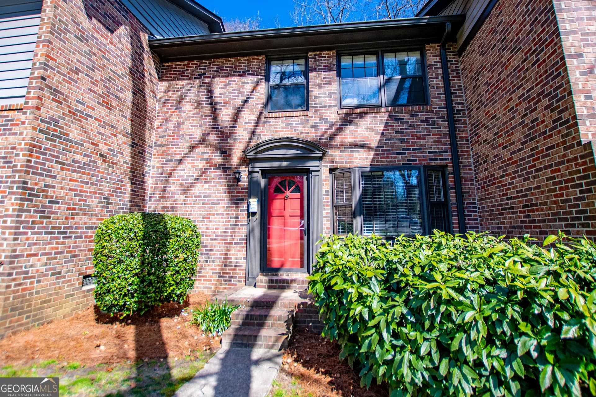541 N White St, Carrollton